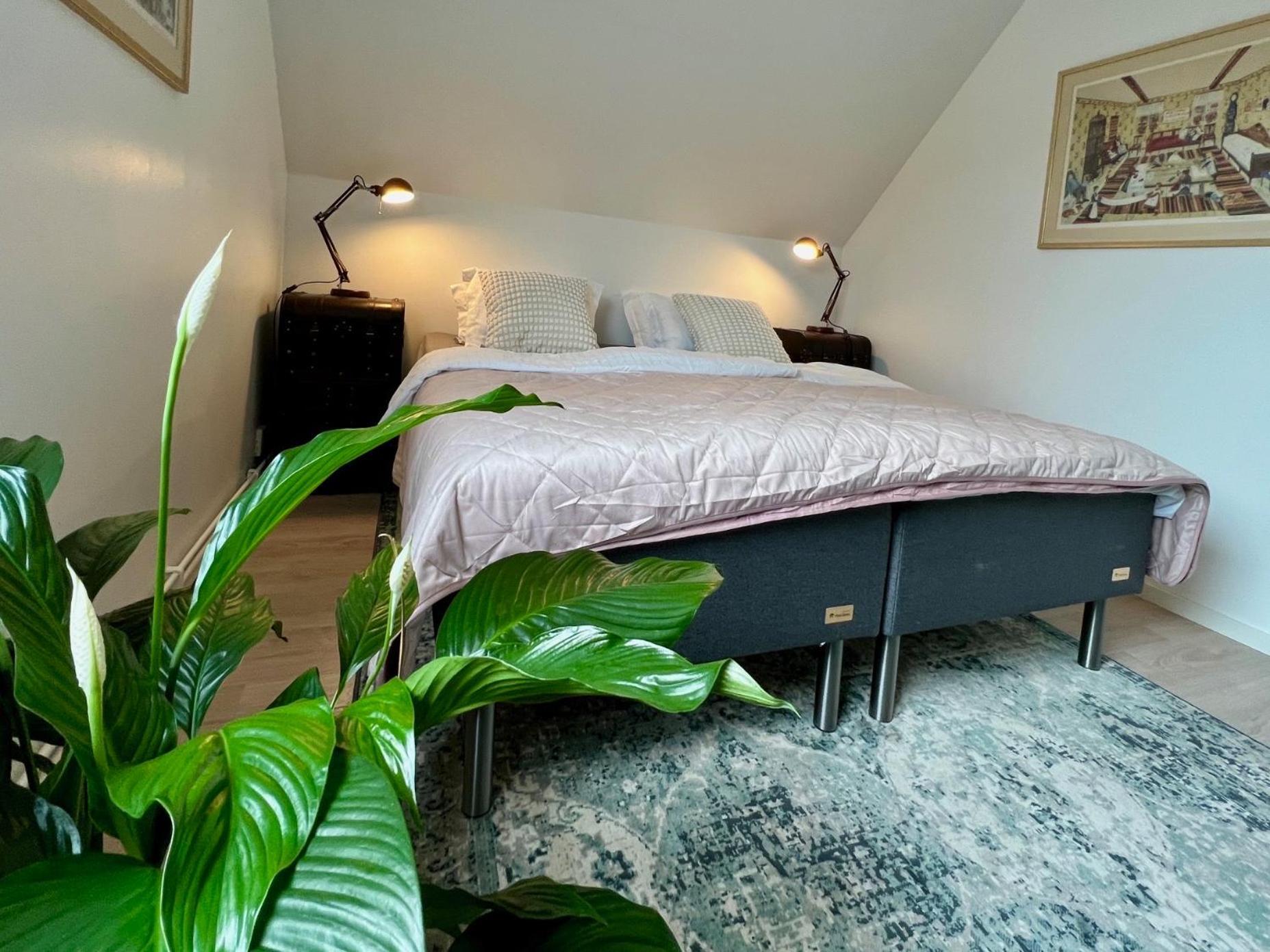 Penthouse-Laegenhet Med Tva Sovrum & Terass Med Havsutsikt Molle Bagian luar foto