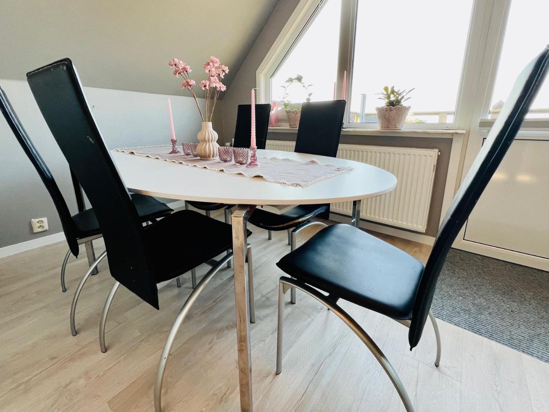Penthouse-Laegenhet Med Tva Sovrum & Terass Med Havsutsikt Molle Bagian luar foto